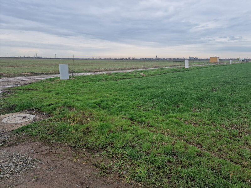 Fundulea Teren 1000 mp   25 min Bucuresti Deschidere 55m